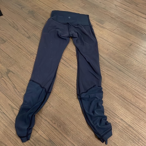 LULULEMON LEGGINGS - Picture 2 of 2